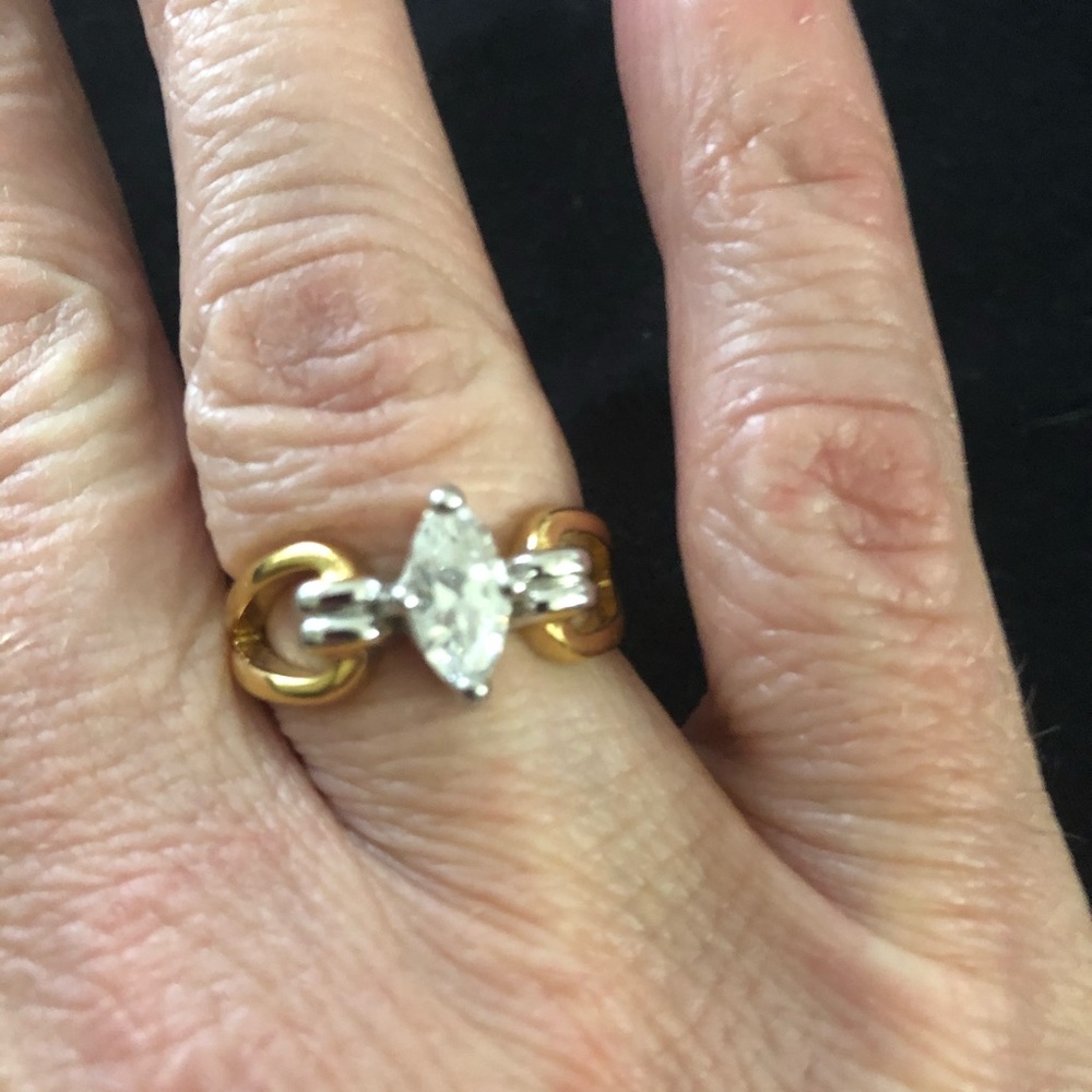Size 9 to nag and two pair of earrings